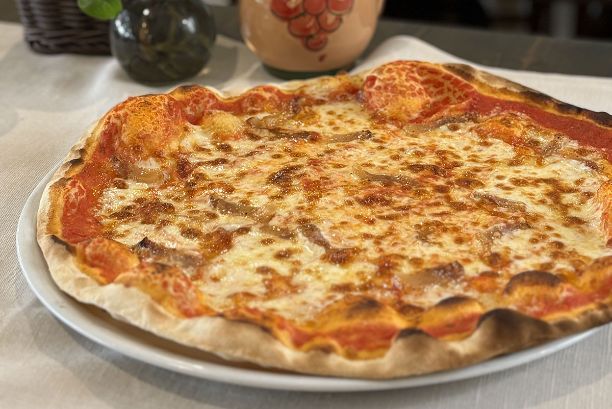 Pizza Amatriciana